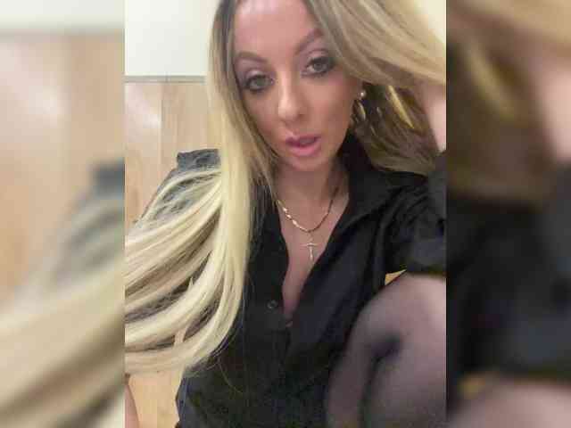 Nasty-tegress webcam
