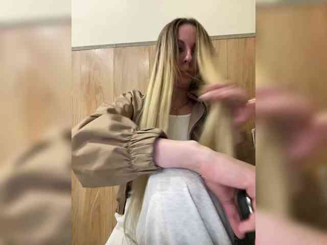 Nasty-tegress webcam