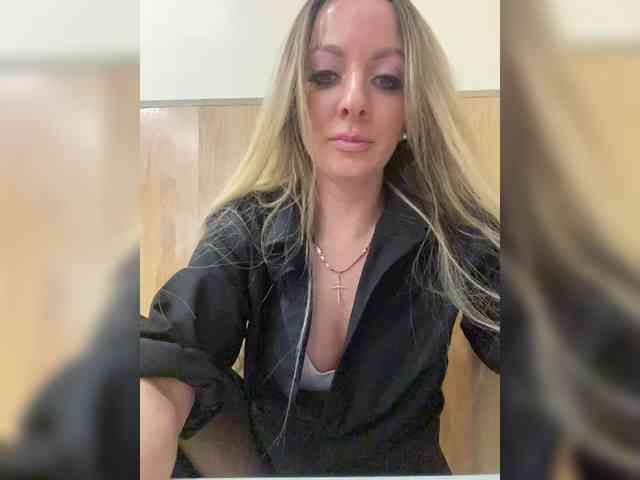Nasty-tegress webcam