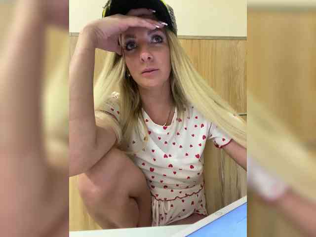 Nasty-tegress webcam