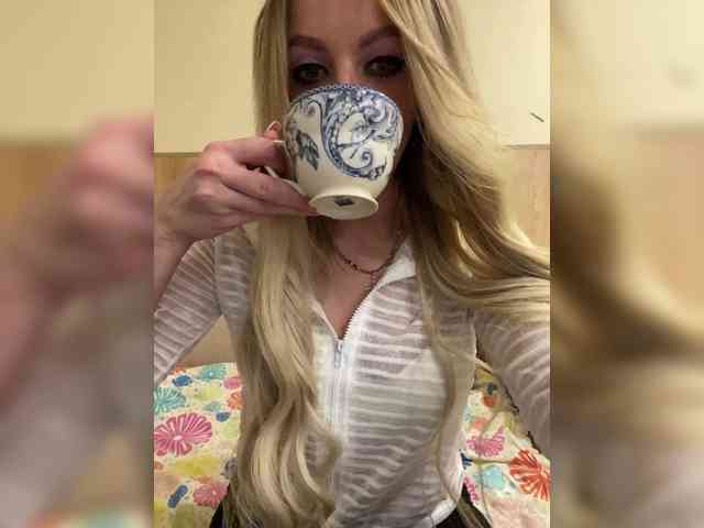 Nasty-tegress webcam