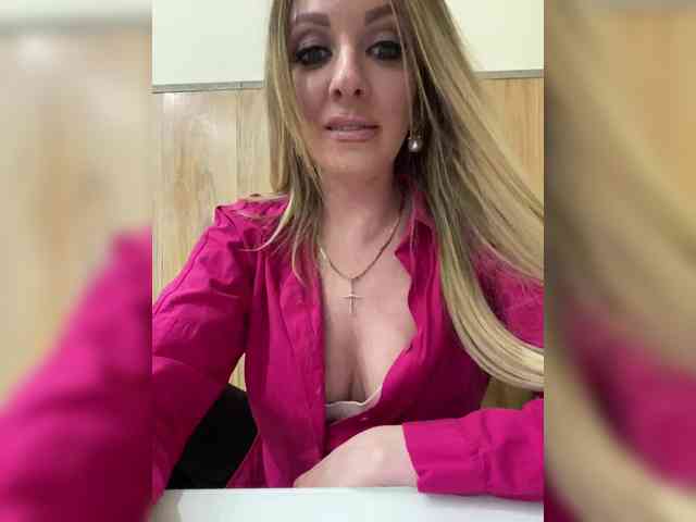 Nasty-tegress webcam