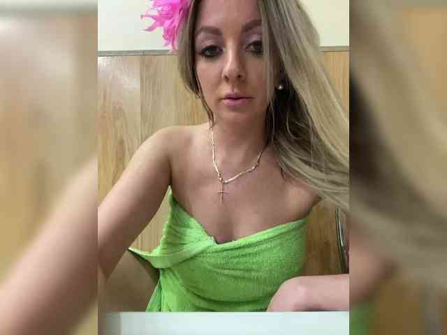 Nasty-tegress webcam