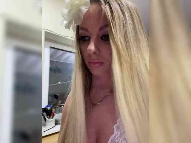 Nasty-tegress webcam