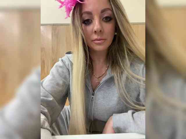 Nasty-tegress webcam
