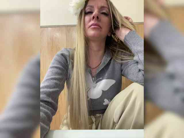 Nasty-tegress webcam