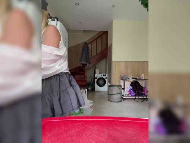Nasty-tegress webcam
