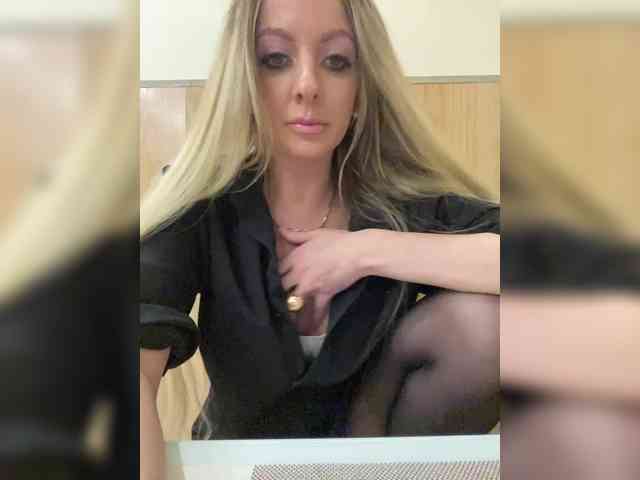 Nasty-tegress webcam