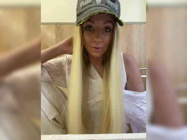 Nasty-tegress webcam