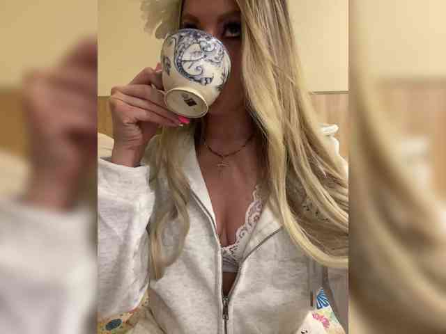 Nasty-tegress webcam