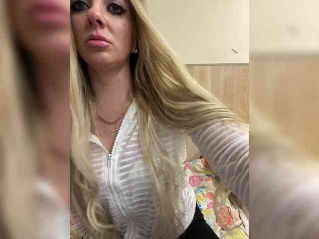 Nasty-tegress webcam