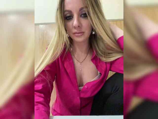 Nasty-tegress webcam