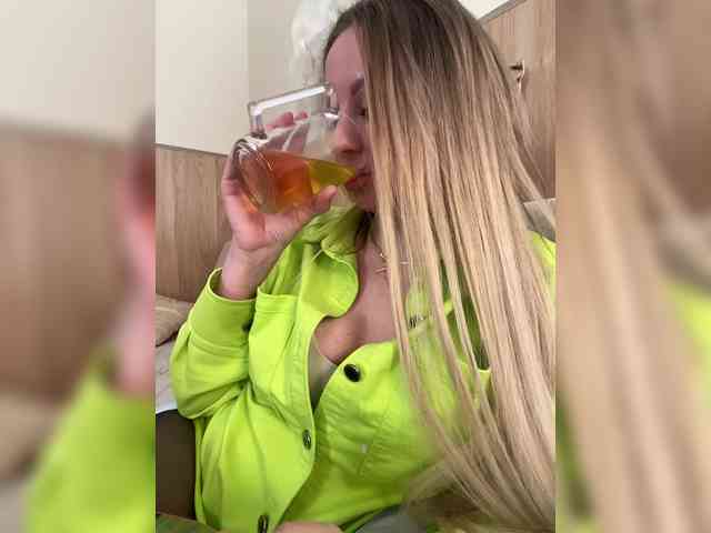 Nasty-tegress webcam