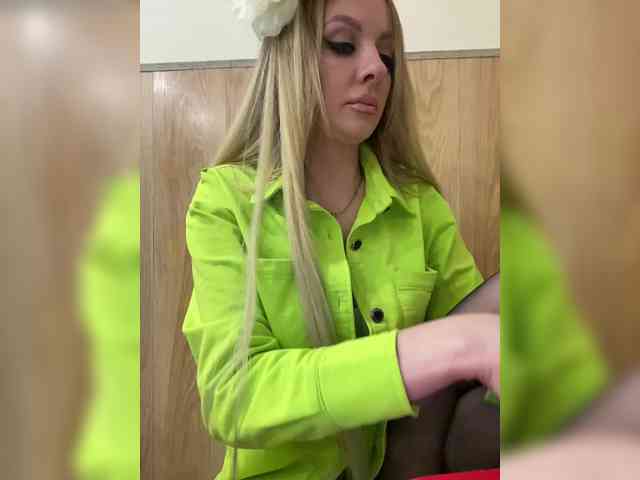 Nasty-tegress webcam