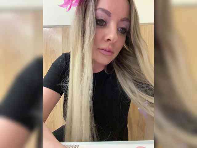 Nasty-tegress webcam