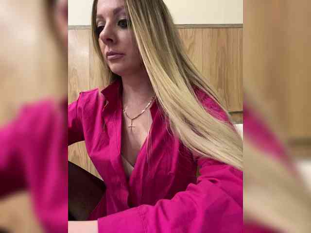 Nasty-tegress webcam