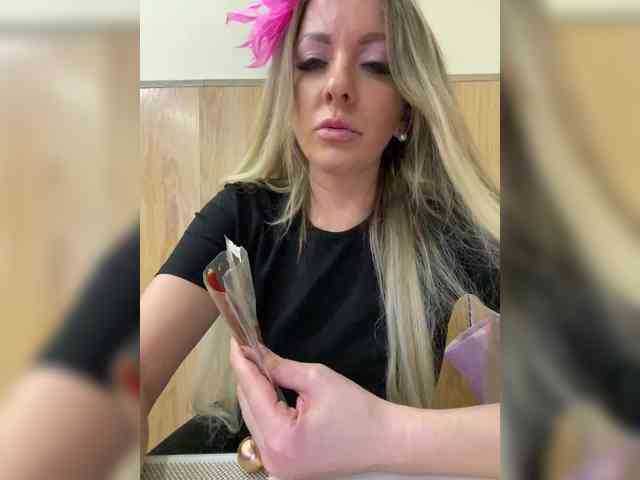 Nasty-tegress webcam