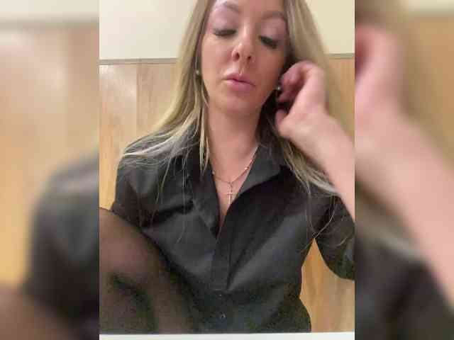 Nasty-tegress webcam