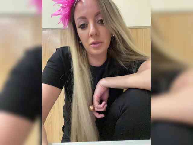 Nasty-tegress webcam
