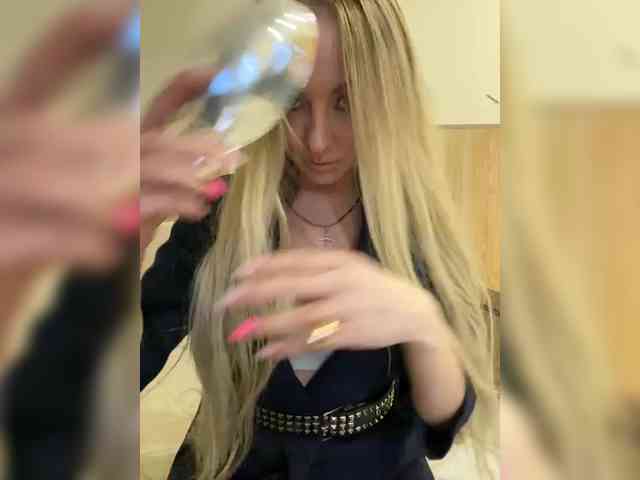 Nasty-tegress webcam