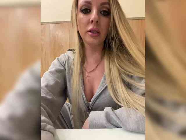 Nasty-tegress webcam