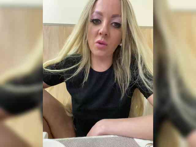 Nasty-tegress webcam