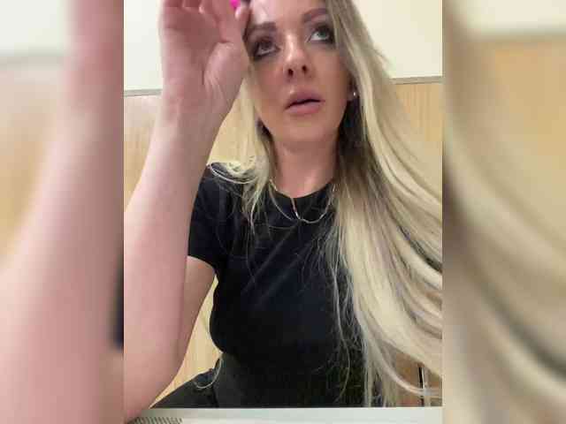 Nasty-tegress webcam