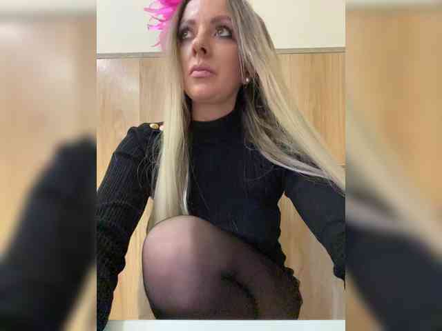 Nasty-tegress webcam