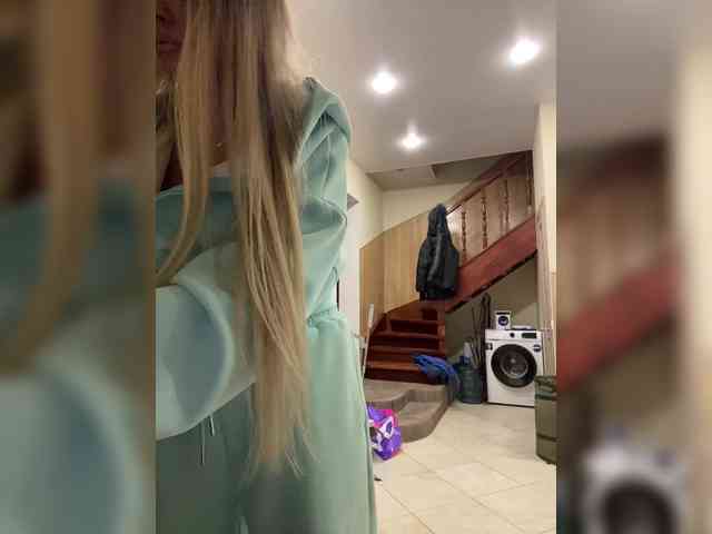 Nasty-tegress webcam