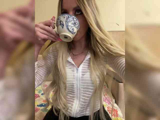 Nasty-tegress webcam