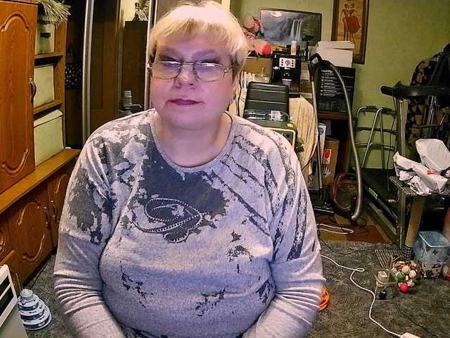 LOLA88888's BongaCams show and profile