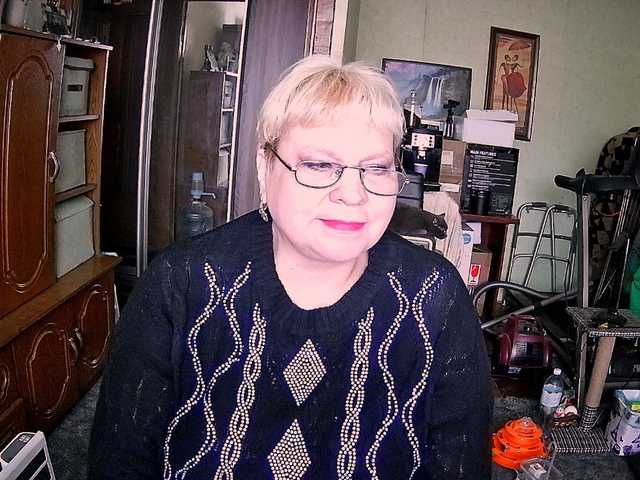 LOLA88888's BongaCams show and profile