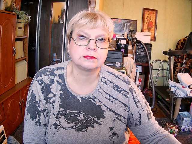 LOLA88888's BongaCams show and profile