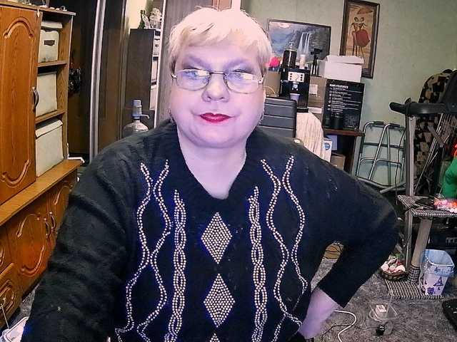 LOLA88888's BongaCams show and profile