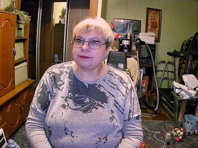 LOLA88888's BongaCams show and profile