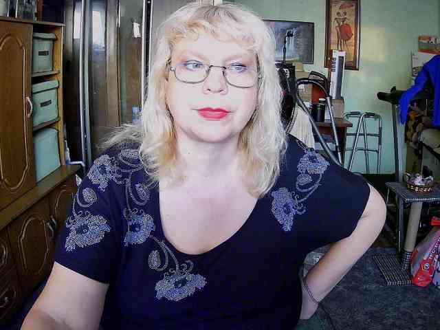 LOLA88888 webcam