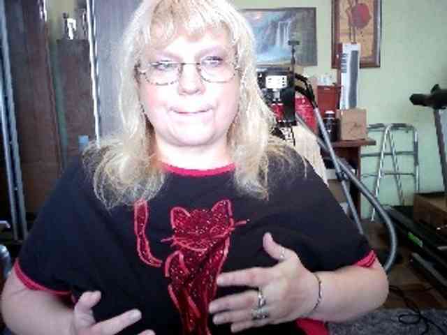 LOLA88888 webcam