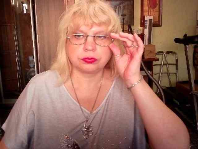 LOLA88888 webcam