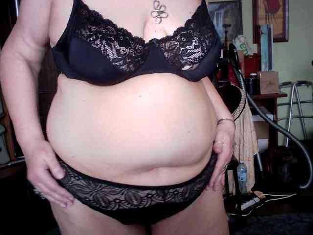 LOLA88888 webcam