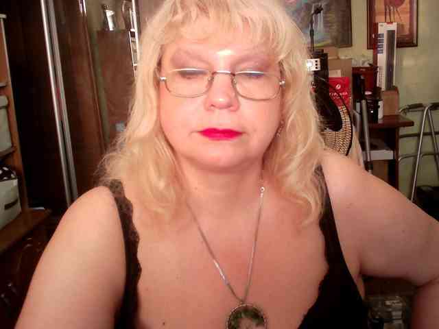 LOLA88888 webcam