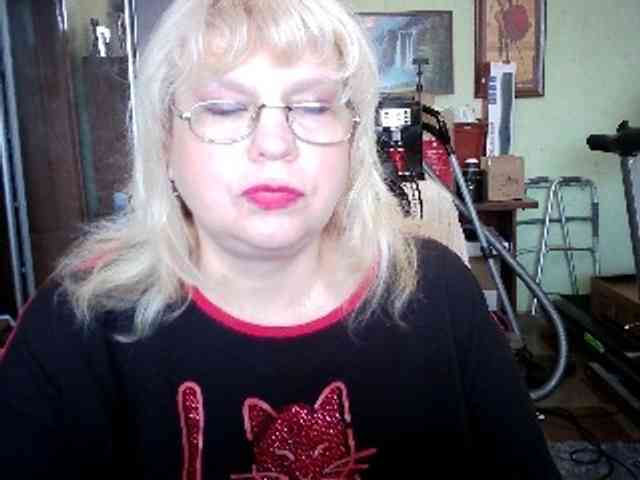 LOLA88888 webcam