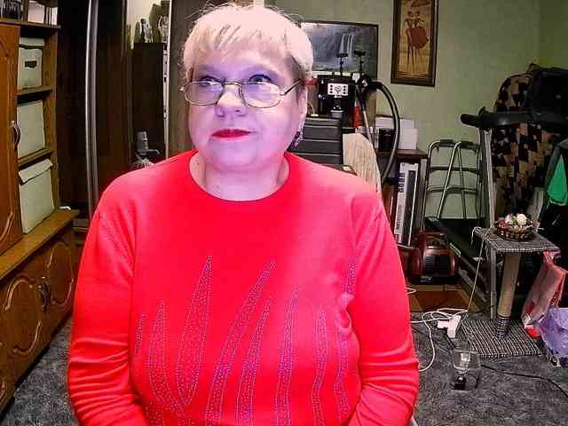 LOLA88888 webcam