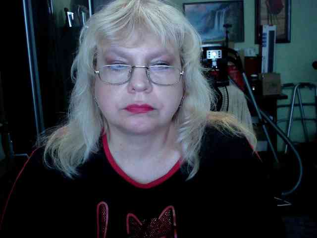 LOLA88888 webcam