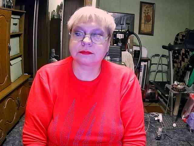 LOLA88888 webcam