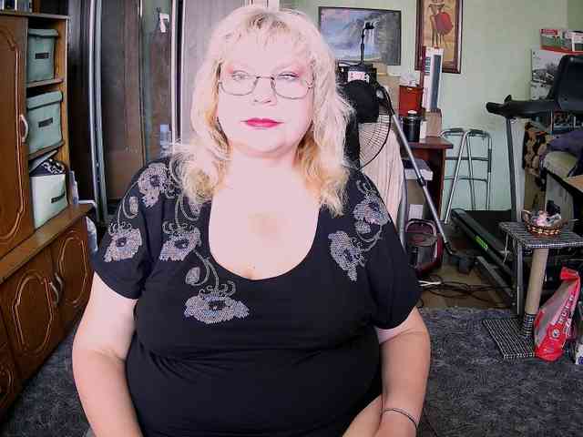 LOLA88888 webcam