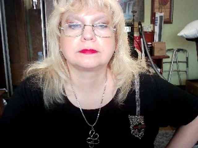 LOLA88888 webcam
