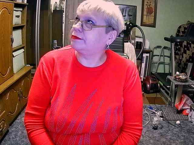 LOLA88888 webcam