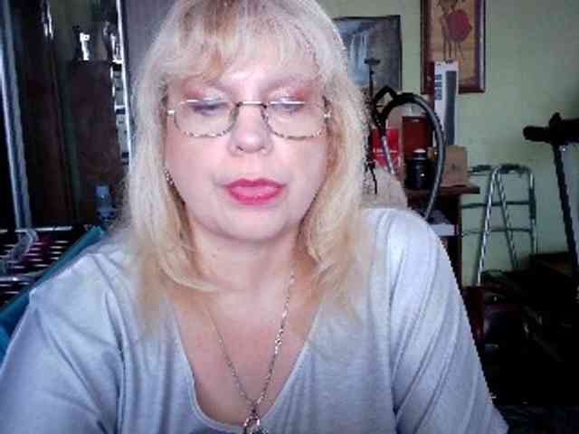 LOLA88888 webcam