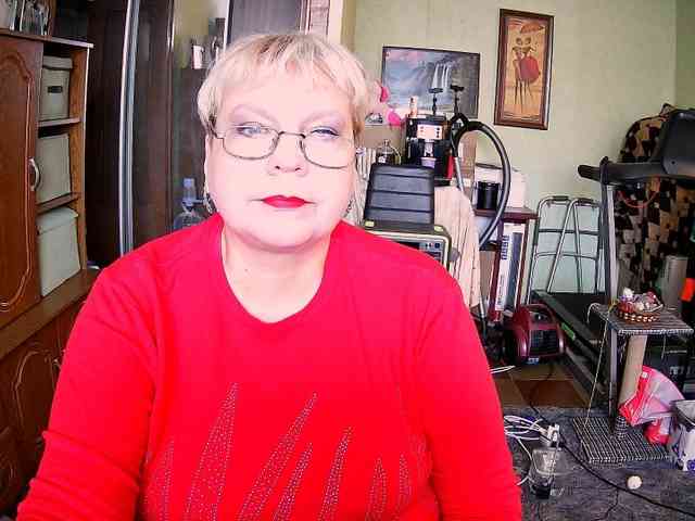 LOLA88888 webcam