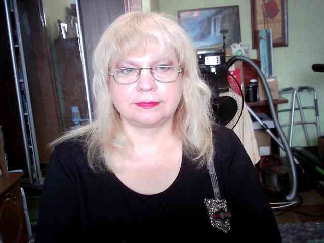 LOLA88888 webcam
